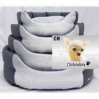 cuccia Chihuahua trono